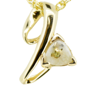 Gold quartz pendant