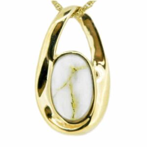 Gold quartz pendant, Alaska Mint