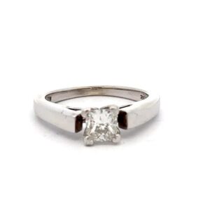 Estate Diamond Solitaire Ring 400081