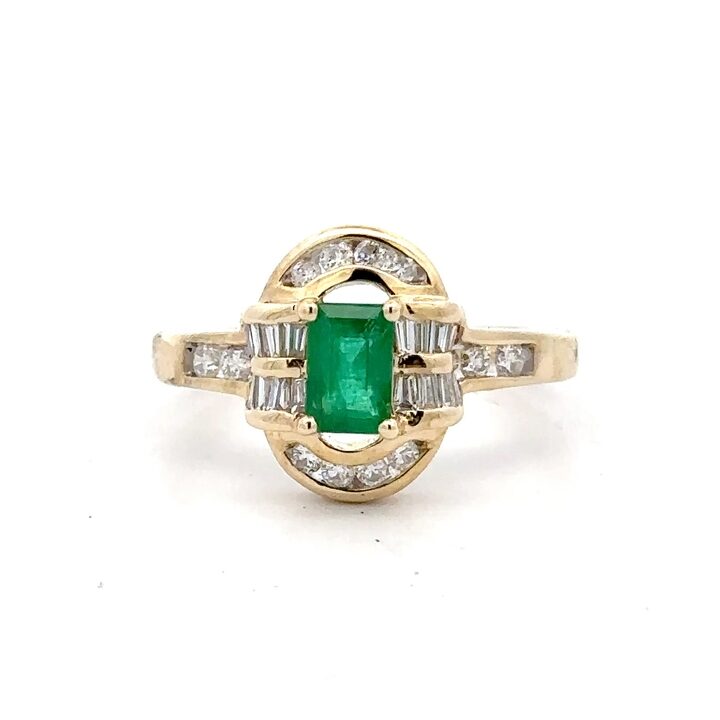 Estate Lady's Emerald & Diamond Ring 076491