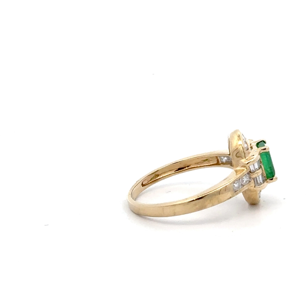 Estate Lady's Emerald & Diamond Ring 076491 - Image 3