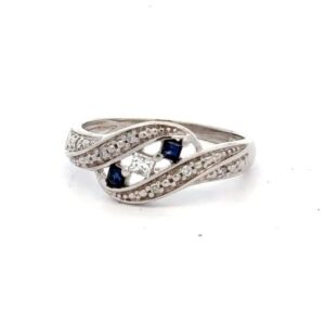 Estate Lady's Sapphire & Diamond Ring 073947
